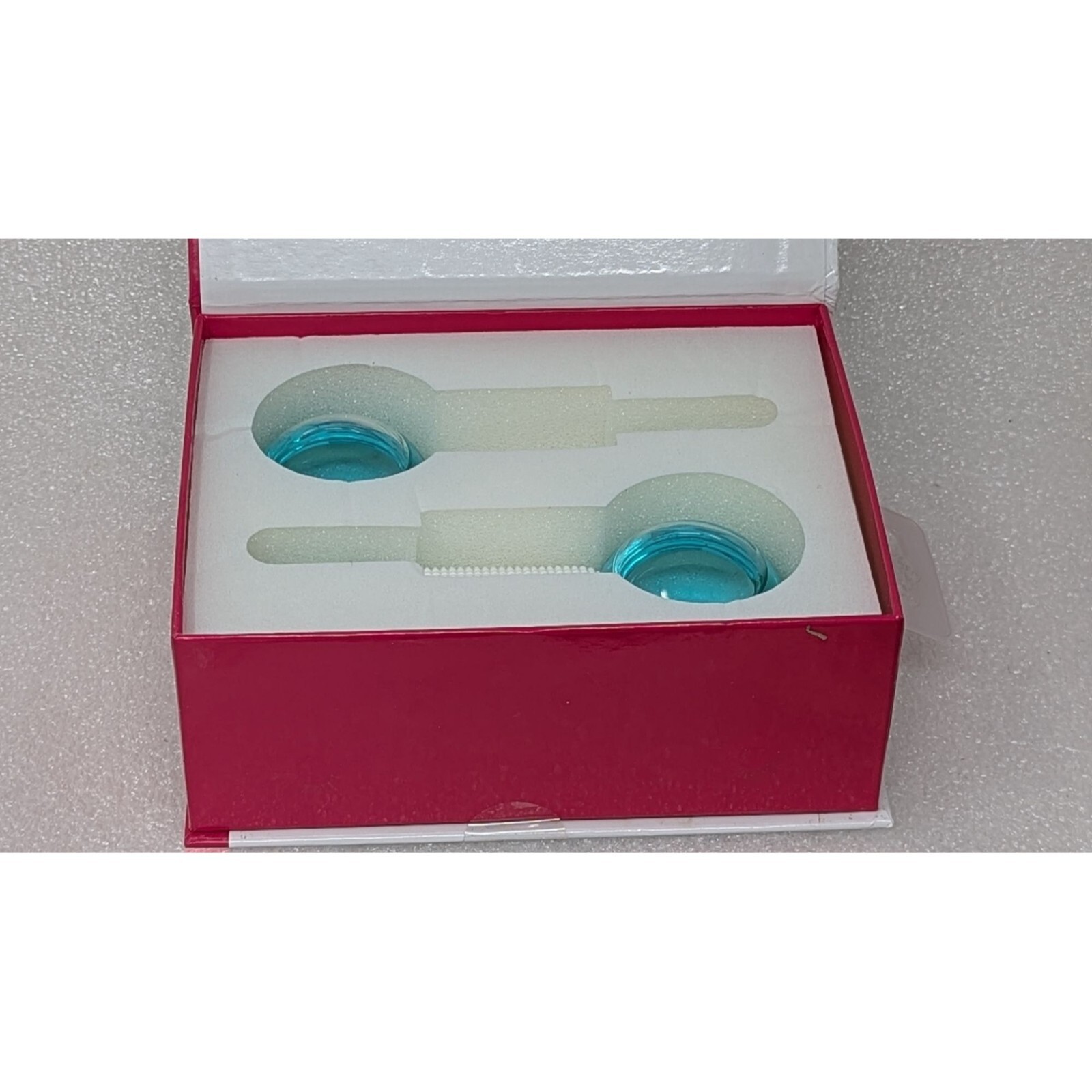 Plum Beauty Glass Cooling Facial Globes Soothe & Depuff