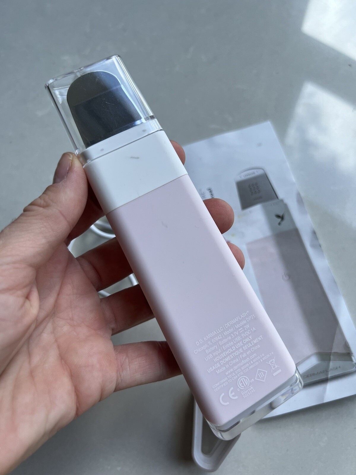 DERMAFLASH Dermapore Ultrasonic Pore Extraction Tool & Serum Infuser Icy Pink