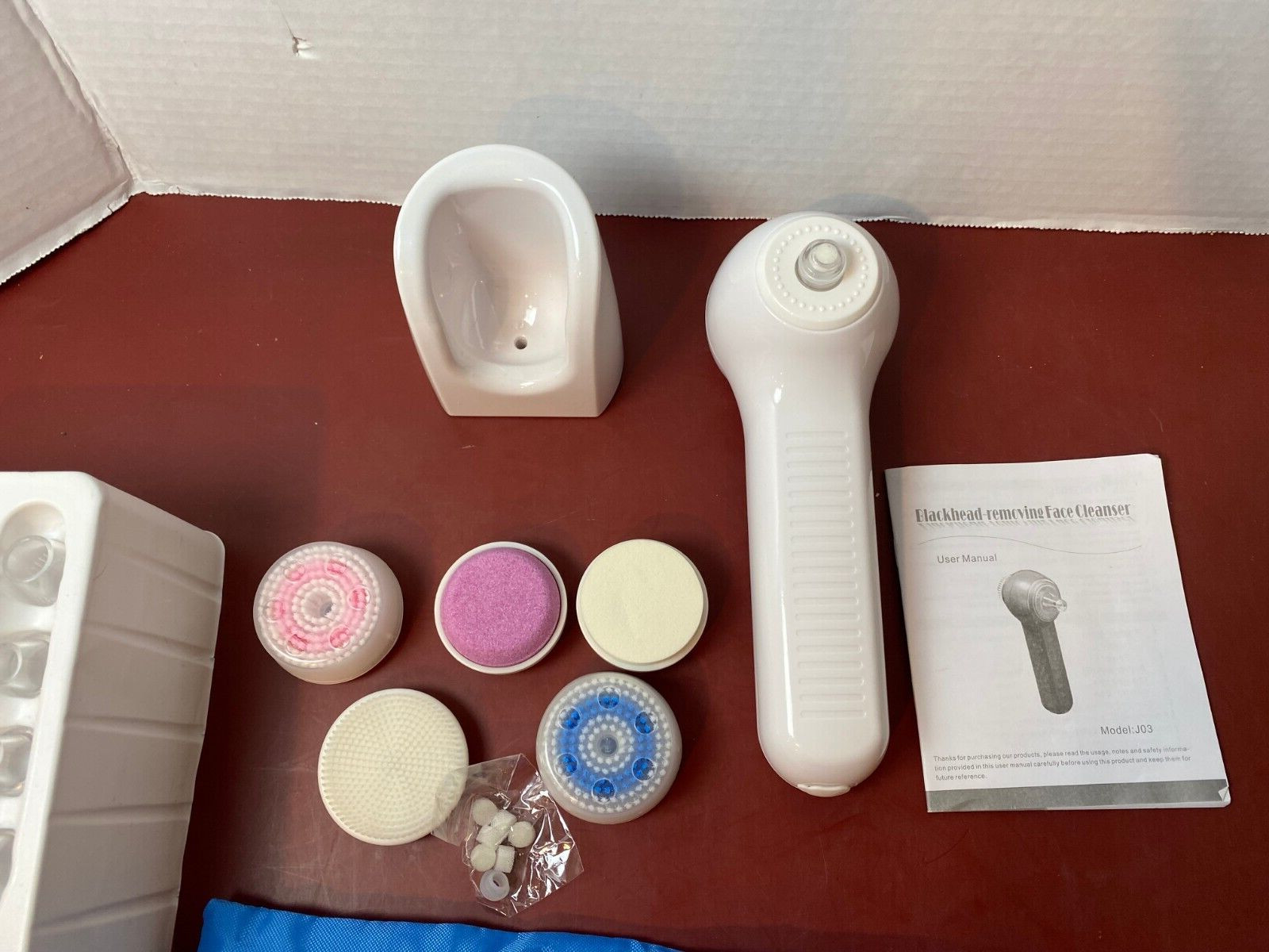 Raxurt Electric Facial Cleansing Brush with Blackhead Remover Vacuum