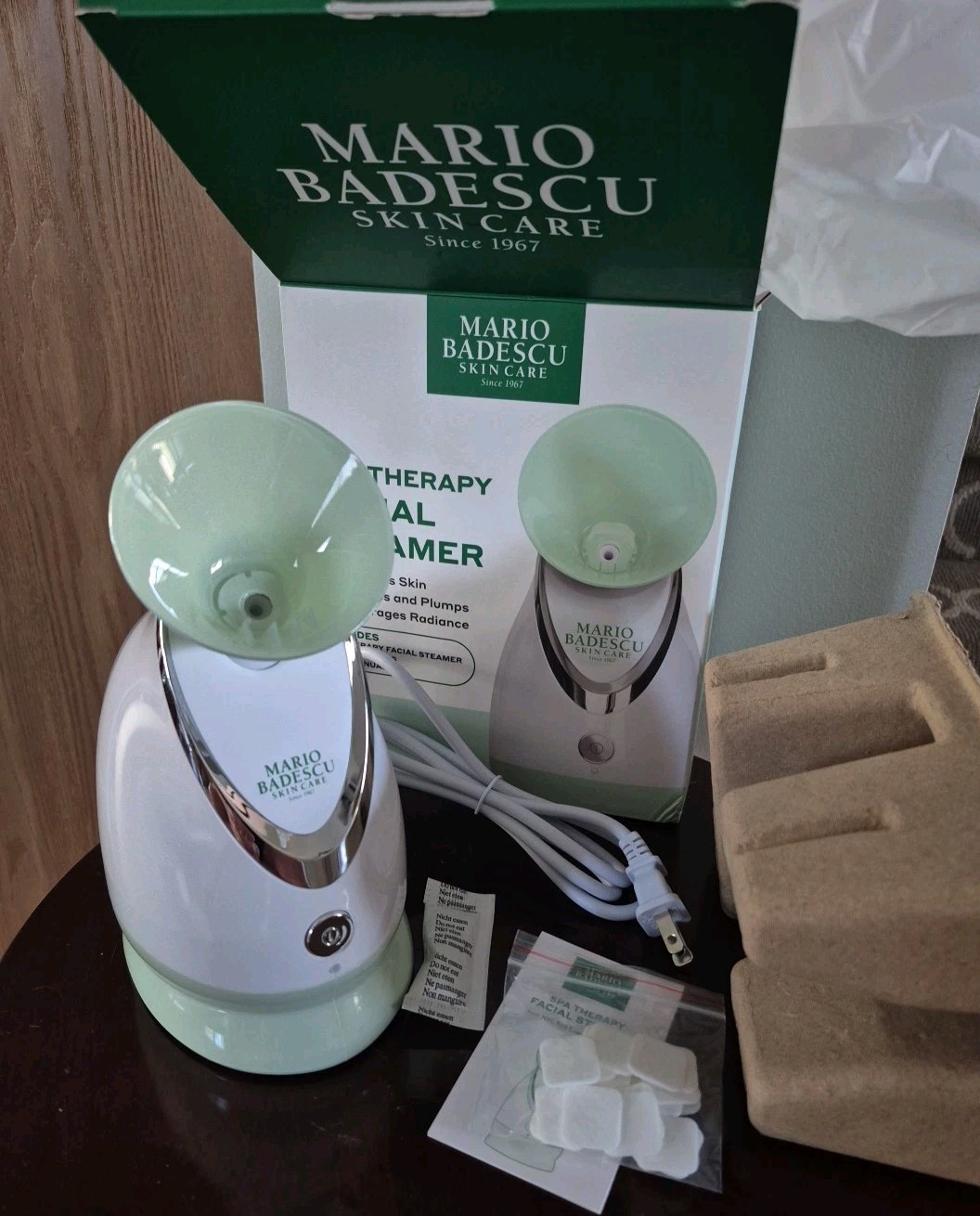 Mario Badescu Spa Therapy Facial Steamer Aromatherapy-Ready Deep Cleansing