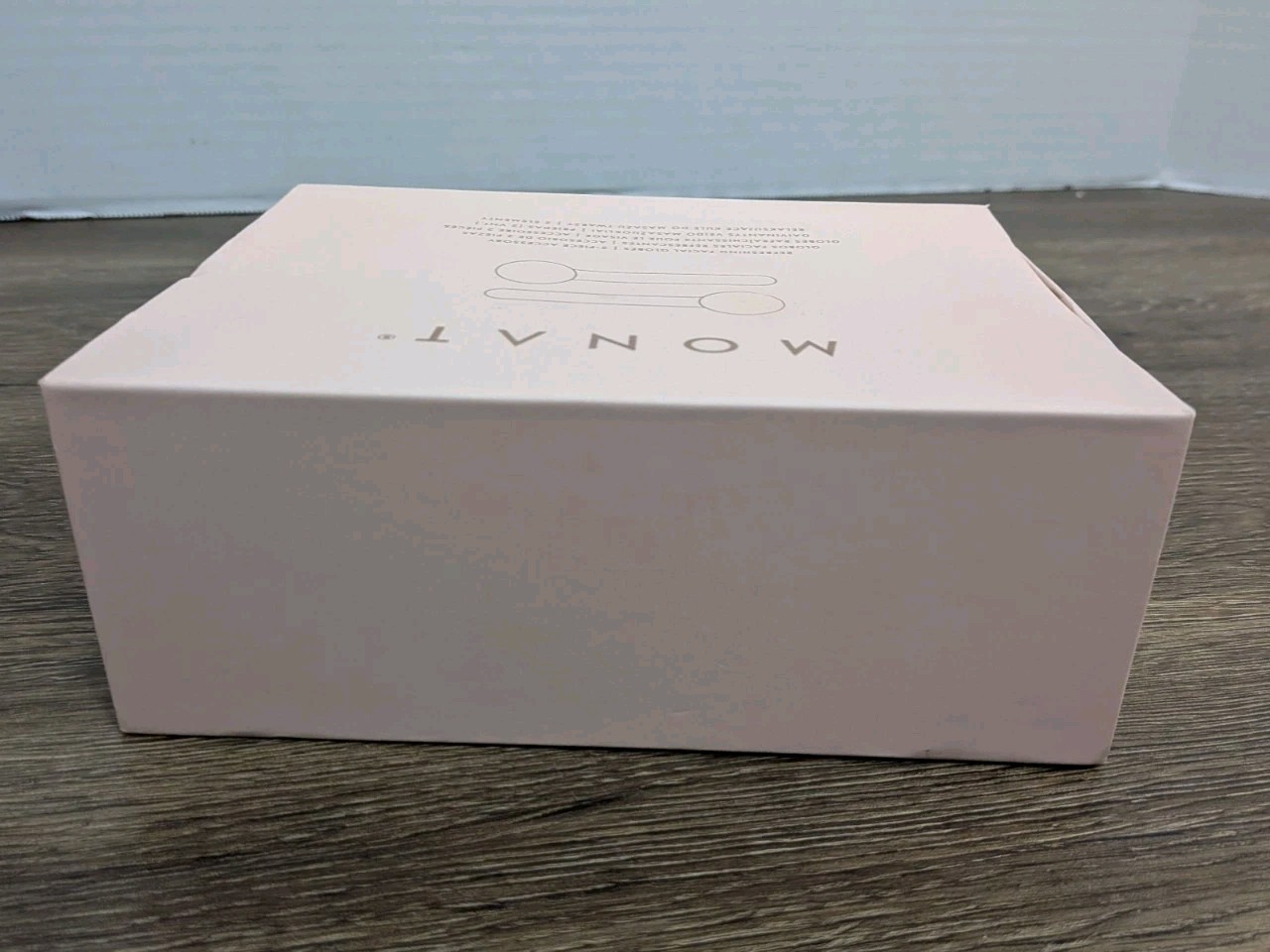 Monat Refreshing Facial Globes 2 Piece Accessory Set Genuine NEW Open Box
