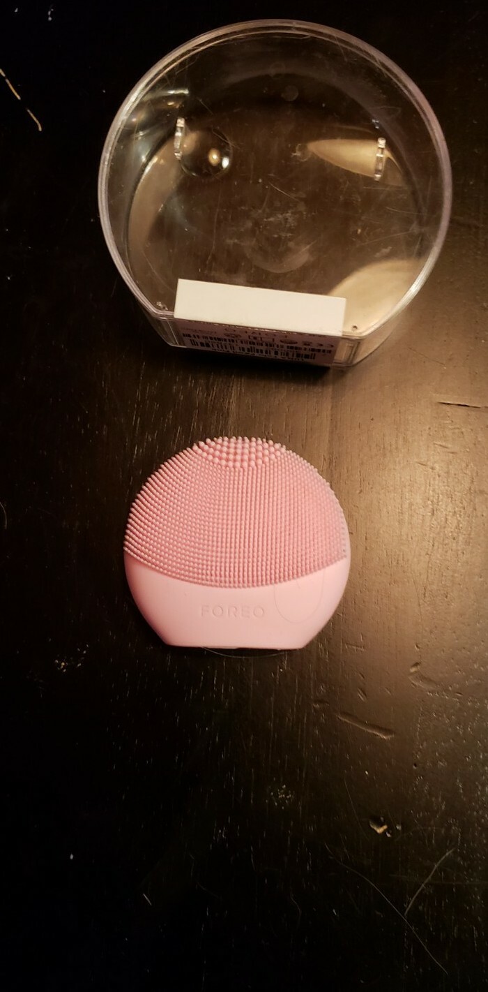 FOREO LUNA FOFO Pearl Pink Fabfitfun Smart Facial Cleansing System Not used