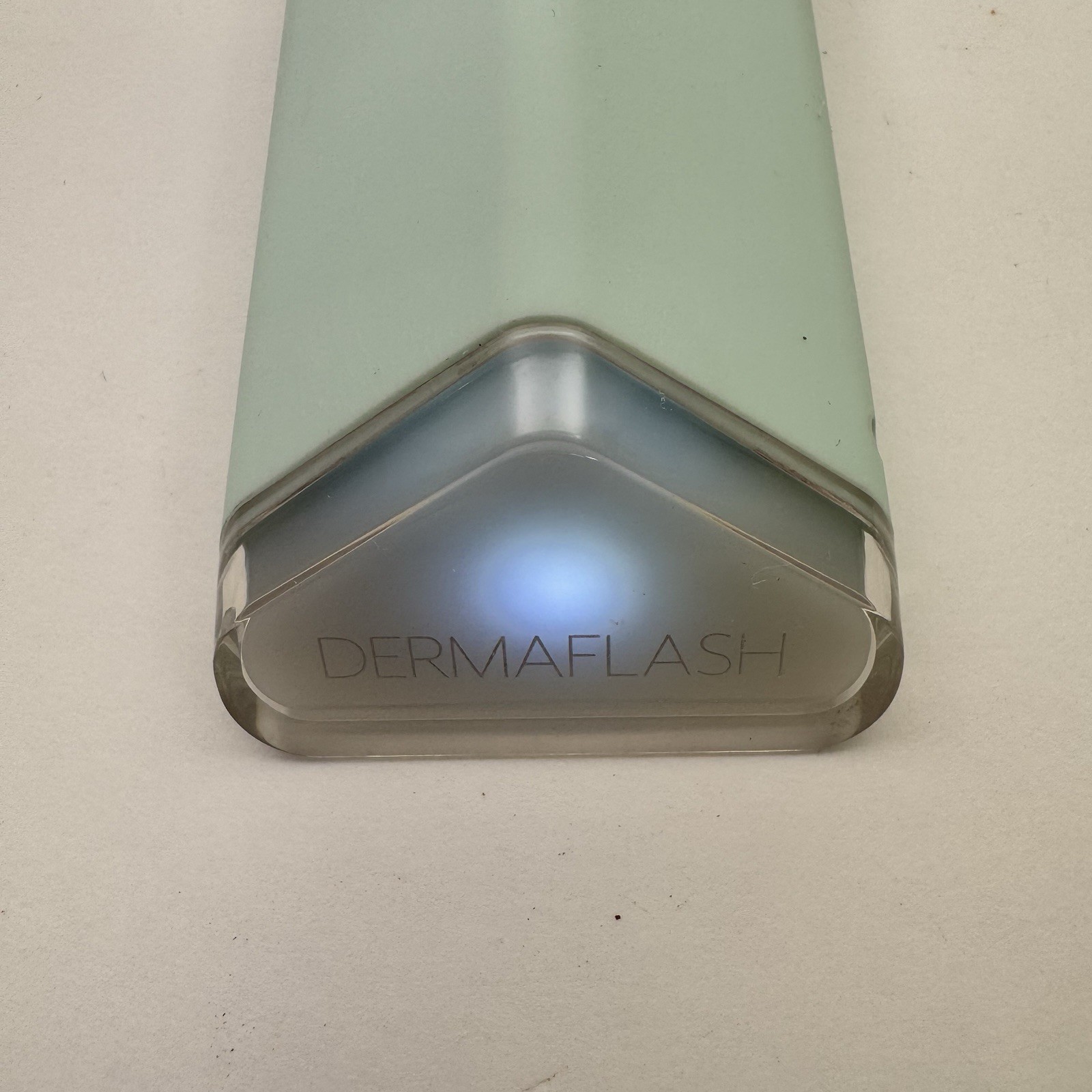 Dermaflash Dermapore Pore Extractor & Serum Infuser Sea Foam Green