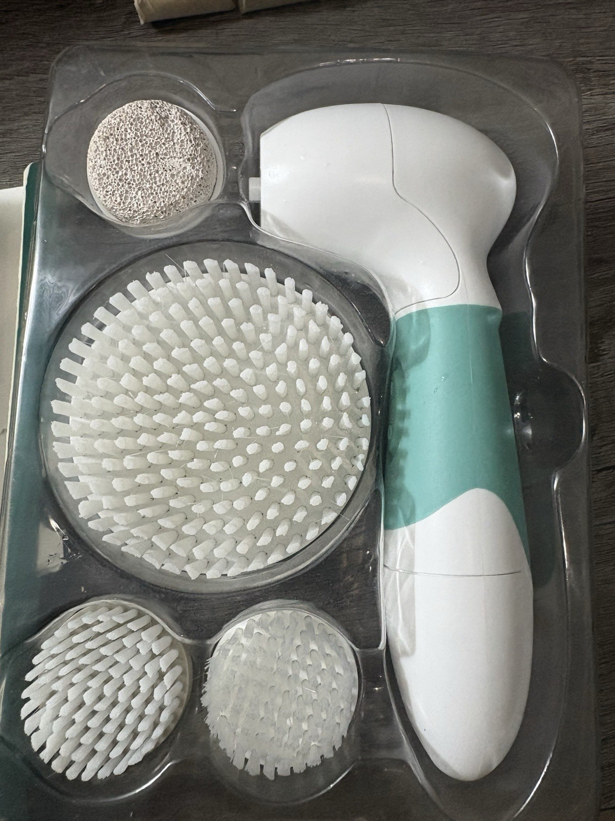 Dermasmooth Face & Body Cleaning System With Attachments