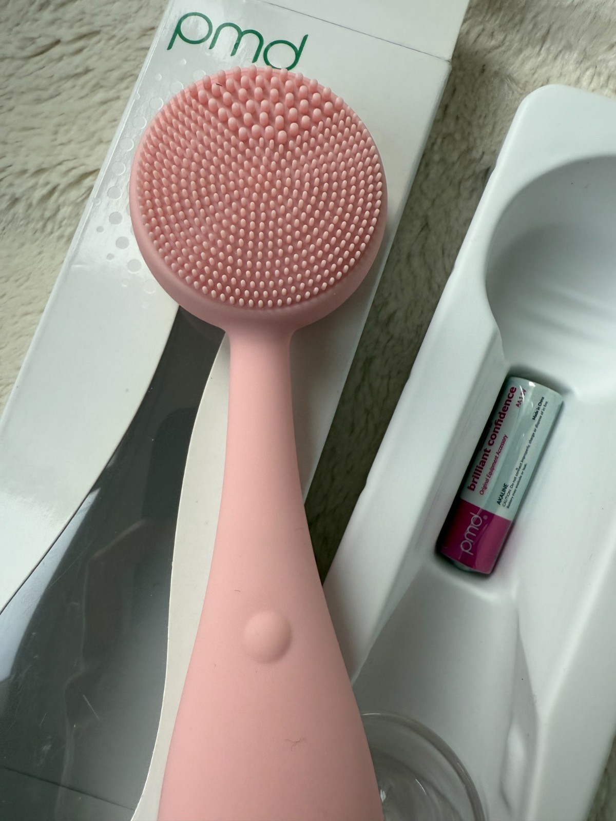 NEW $99 PMD Clean Smart Facial Cleansing Device in Blush (Open Box)