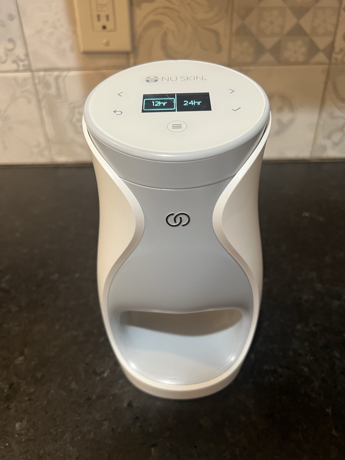 Nu Skin Ageloc Me Skincare System (NO BOX – DEVICE ONLY)