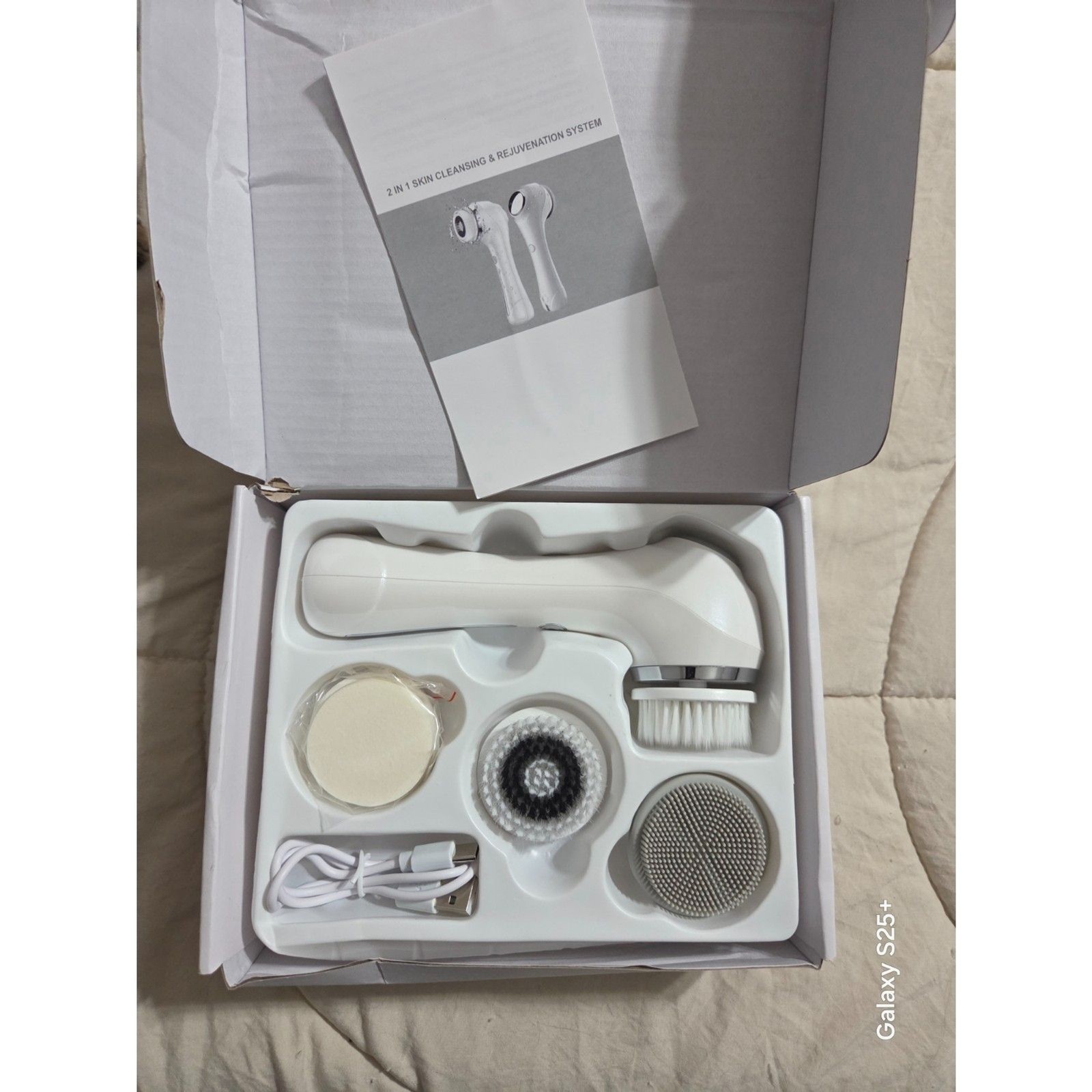 Rkdely Electric Facial Cleansing Brush 3-in-1 Face Brush