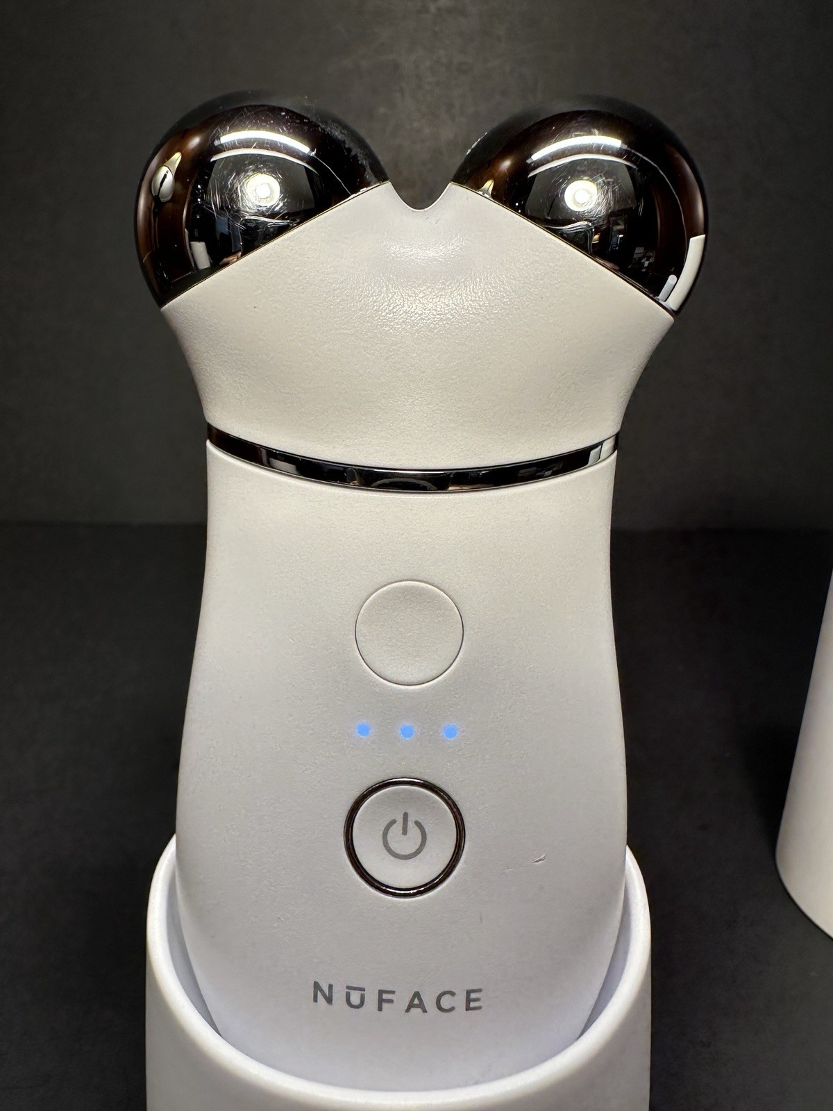 NuFace Trinity + Microcurrent Facial Toning W/ Lip & Eye Attachment, New Gel