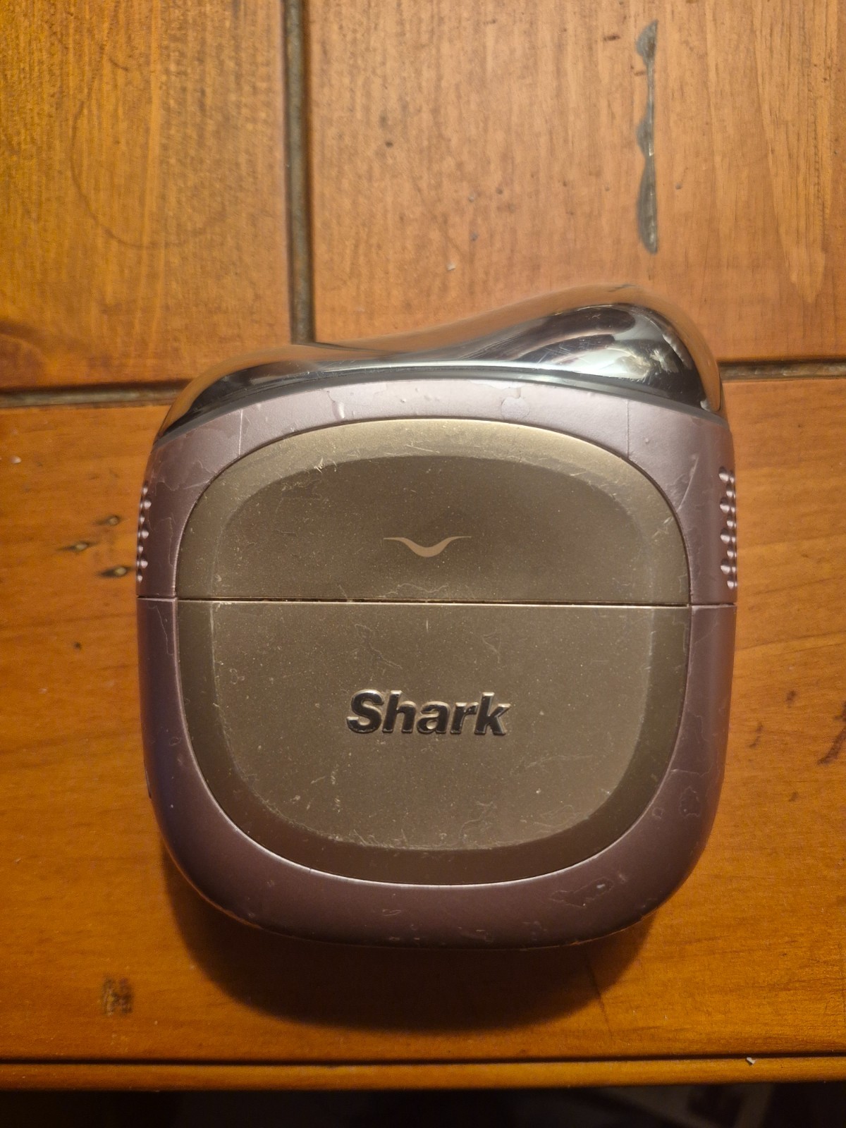 Shark DePuffi Rechargeable Wireless Facial Toning Device Gray