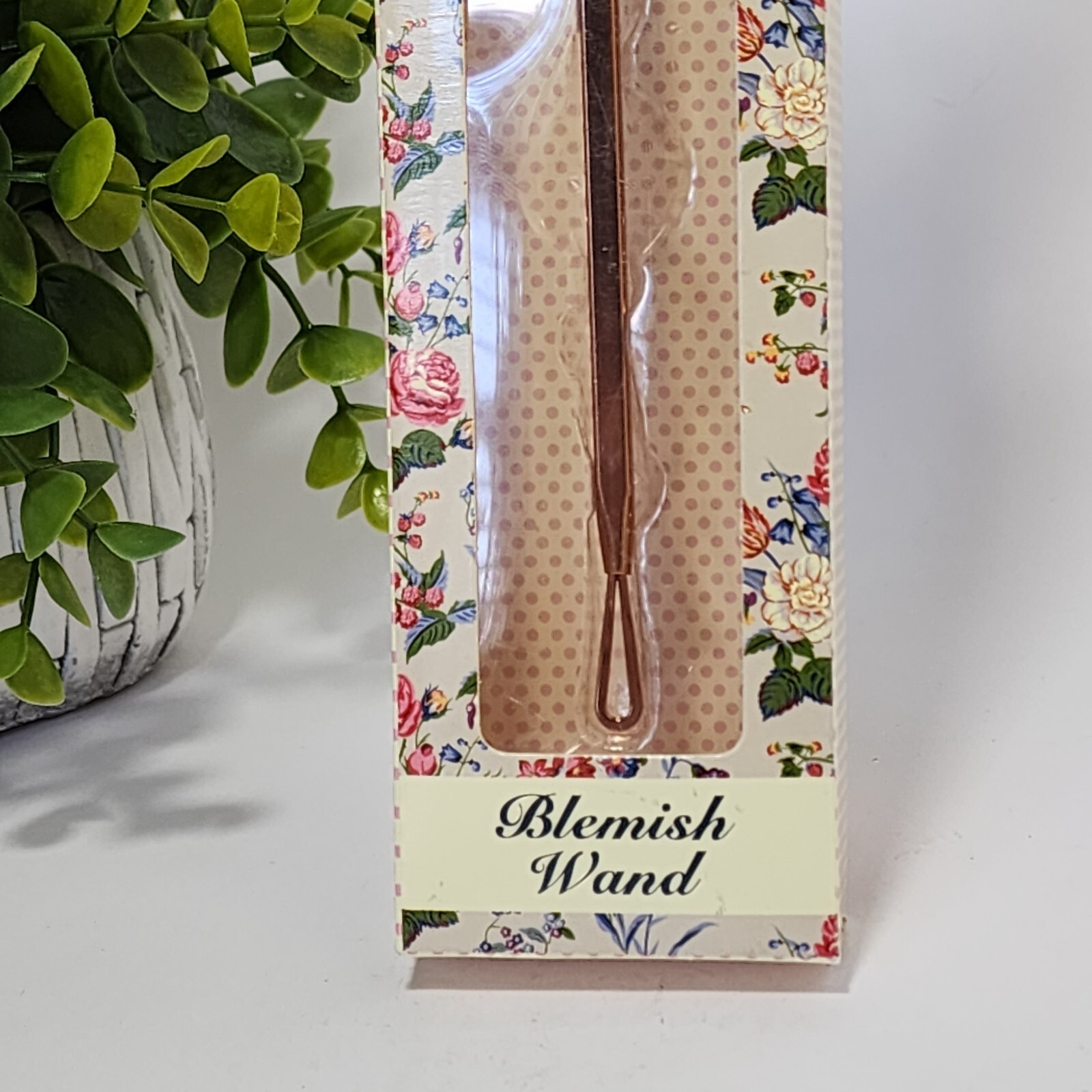 The Vintage Cosmetic Company Blemish Wand Blackheads Whiteheads Extractor Rose