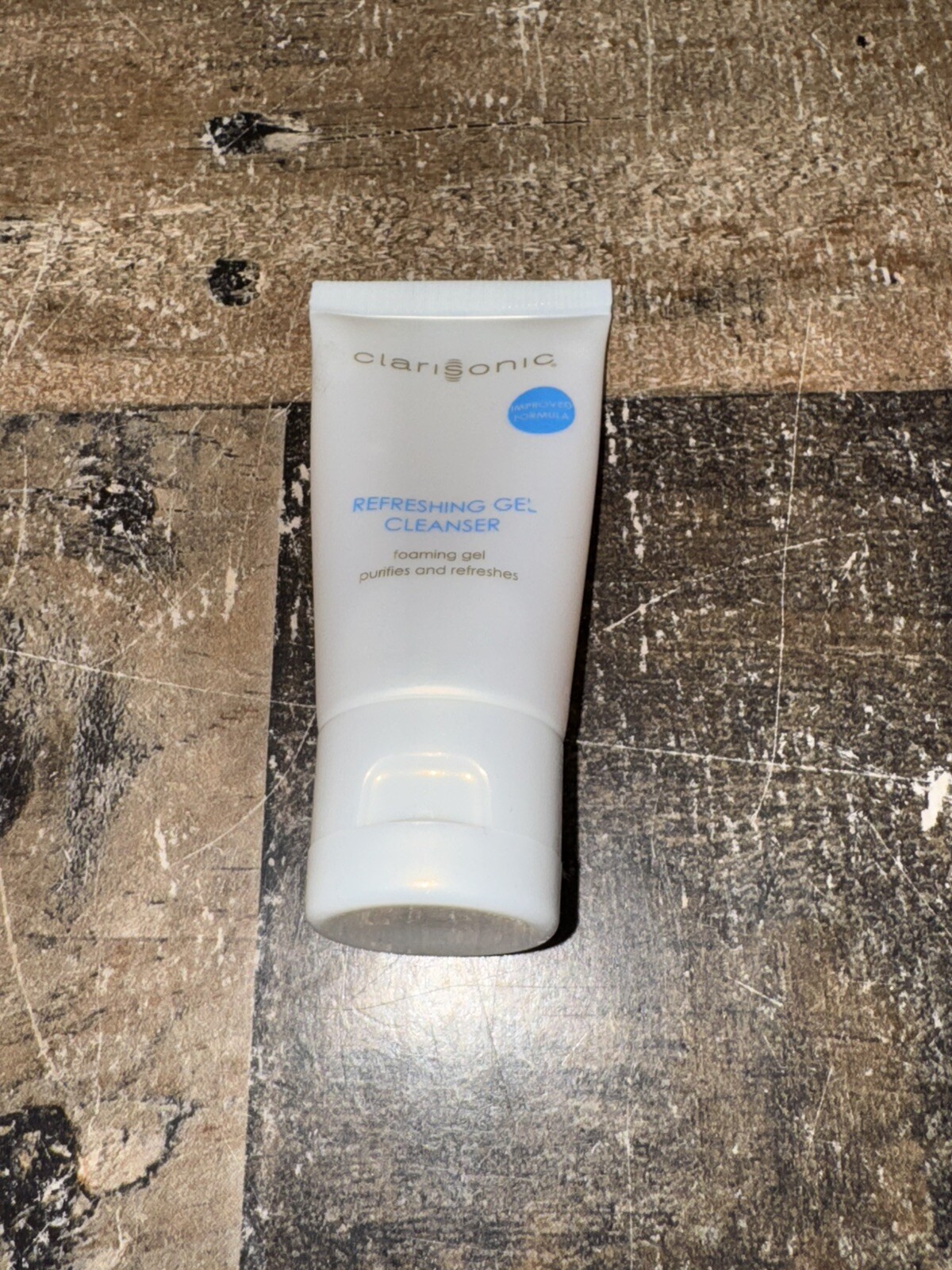 Clarisonic Mia 2 Facial Sonic Cleanser 2 Speed Heads Charger Case
