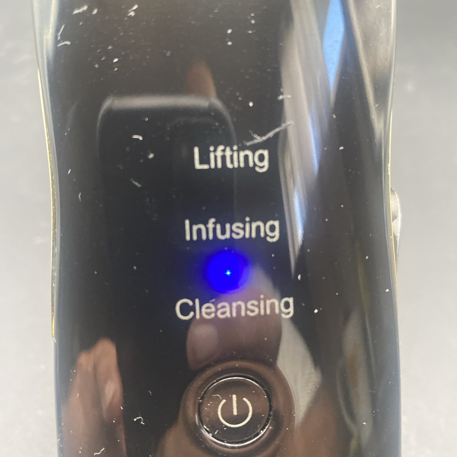 Ultrasonic Ion Peeling Machine Rechargeable Cleansing Importer Works Great