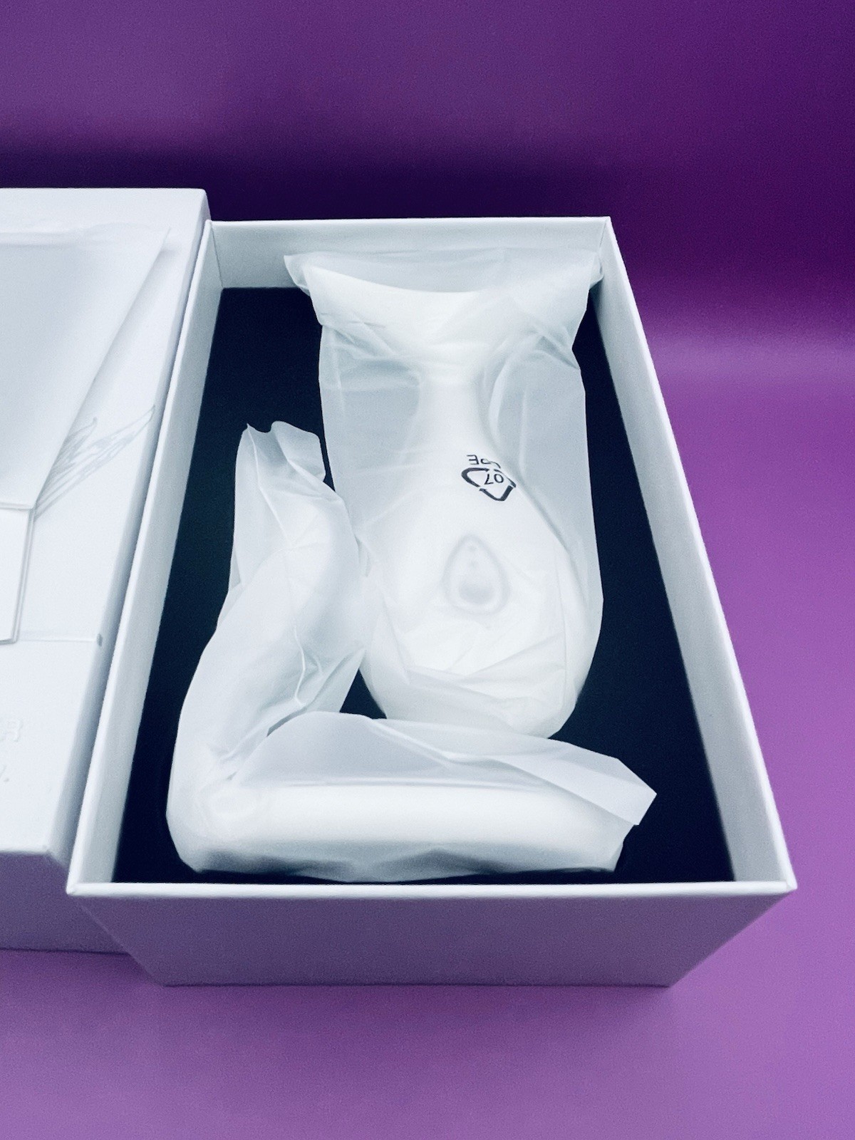 VRAIKO Lily Neck Face Massager, Face Sculpting Tool, Skin Rejuvenation Device