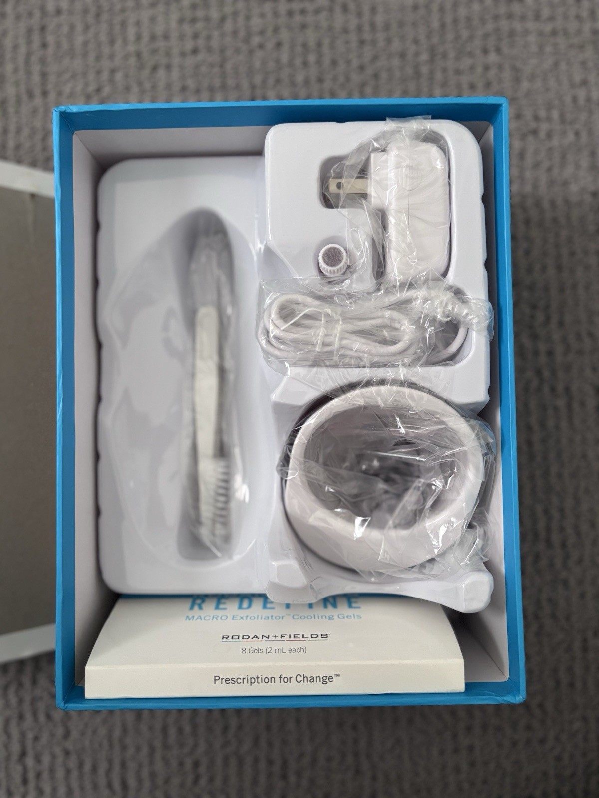 Rodan + Fields Redefine Macro Exfoliator Electric Facial Device Silver