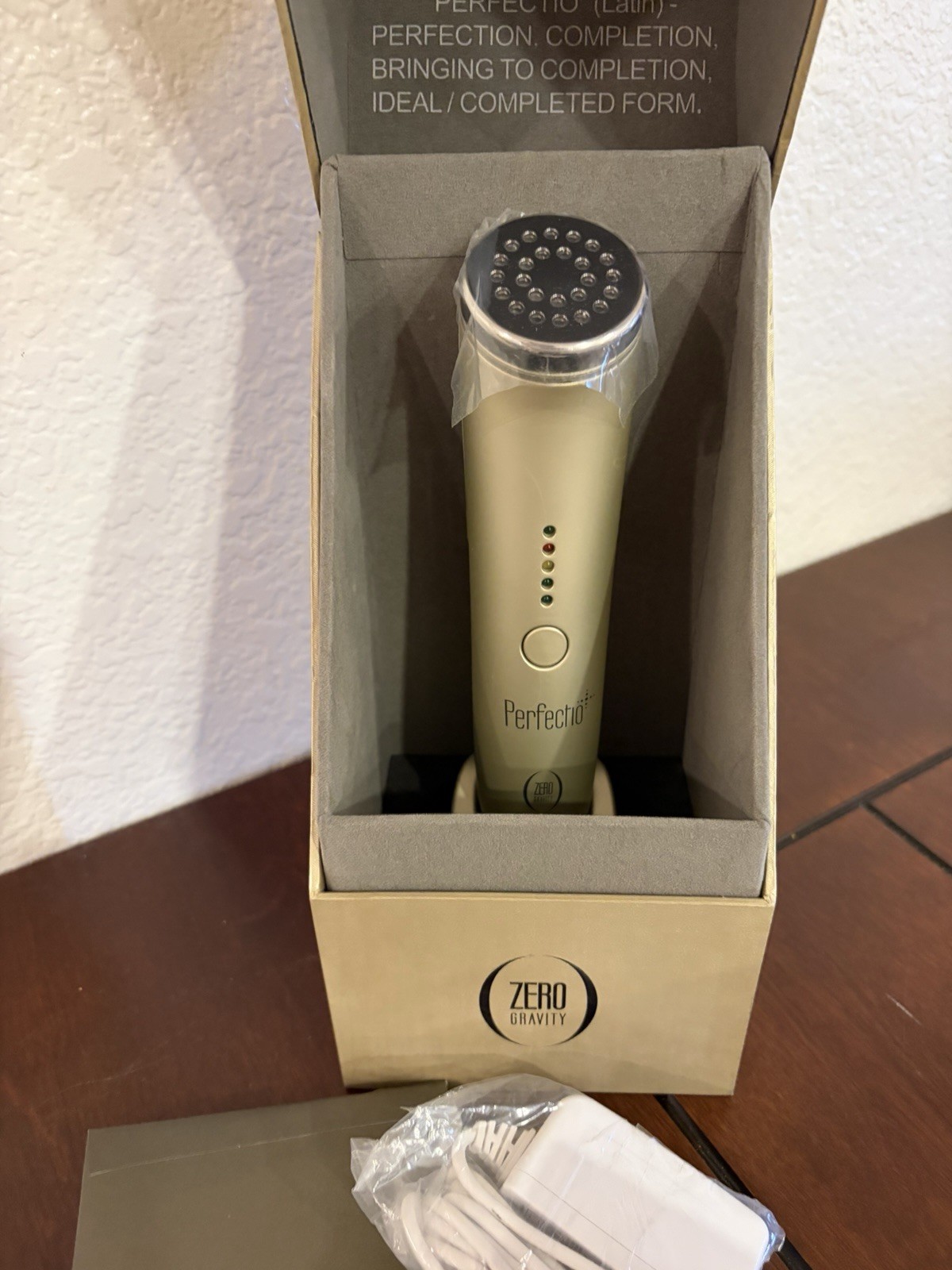 Perfectio Plus Gold Limited Edition Infra Red Light & Heat Therapy Zero Gravity