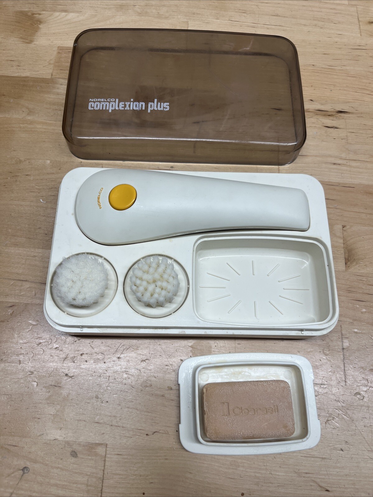 Vintage Norelco Complexion Plus Cordless Face Cleaner with Clearasil Soap + Case