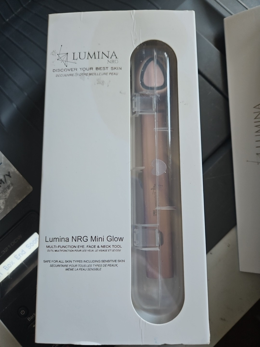 Lumina NRG Mini Glow 6572 Multi-Function Eye, Face & Neck Tool With Gel Primer