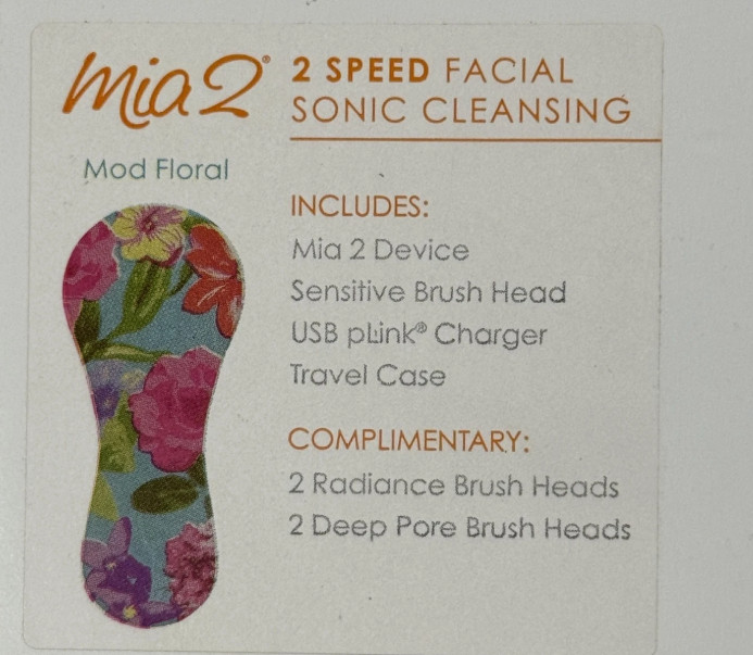 Clarisonic Mia 2 Cleansing System 2 Speeds for Gentle and Everyday Cleansing Set
