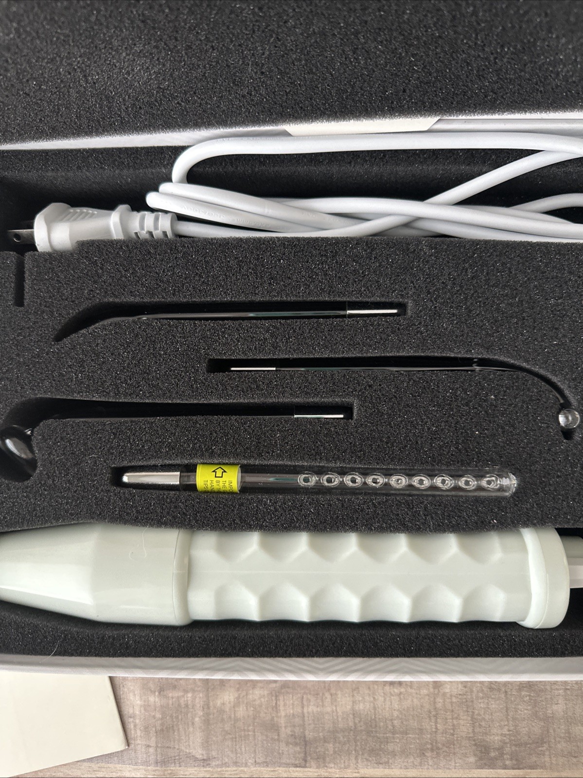 NuDerma Natural Dermal Cell Energy Amplification System Skin Wand Hand Held