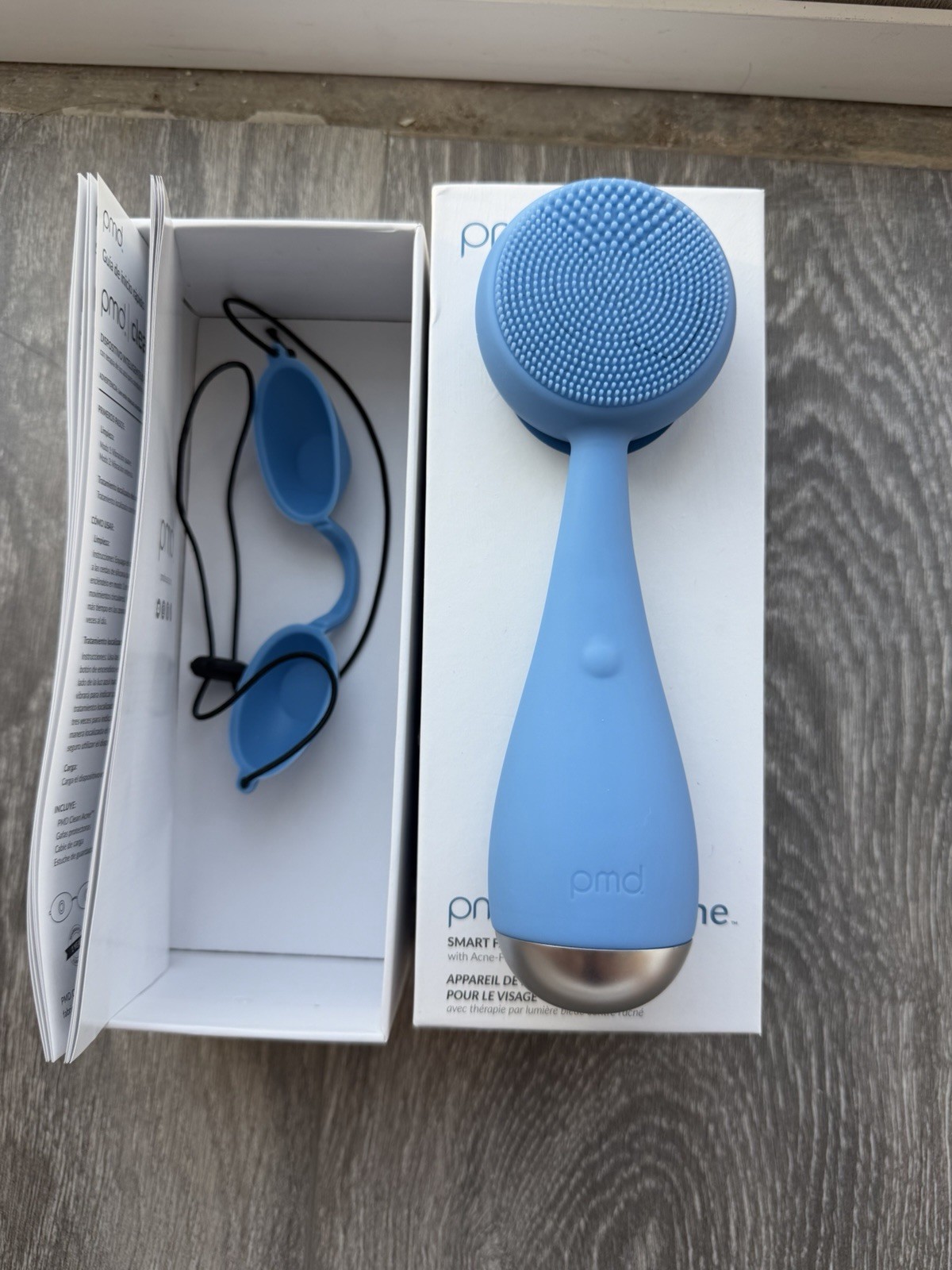 PMD Clean Acne Smart Facial Cleansing Device Blue Light Therapy Waterproof Blue