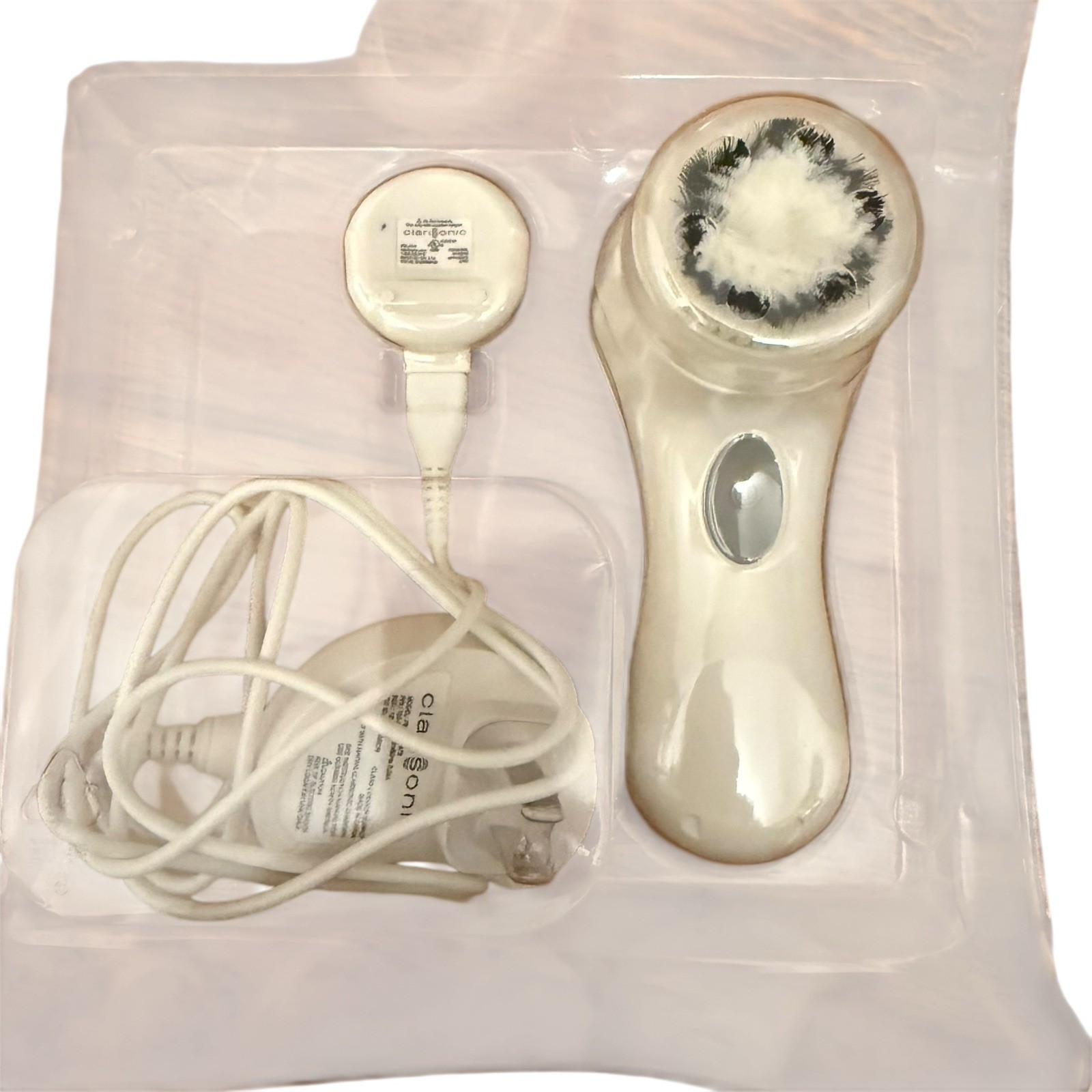 Clarisonic Mia 1 Sonic Skin Cleansing System-White With 1 Unused Head