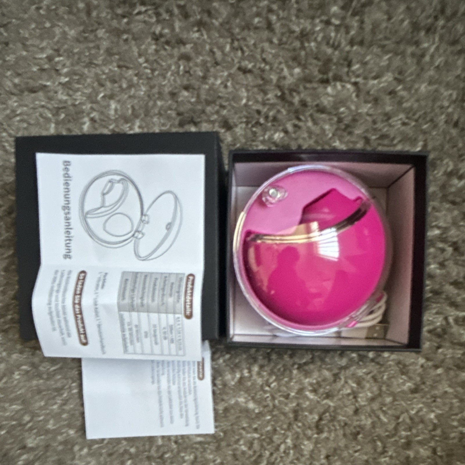 Pink Electric Facial Brush, USB Powered, 10 Speeds, 10h Battery, Compact