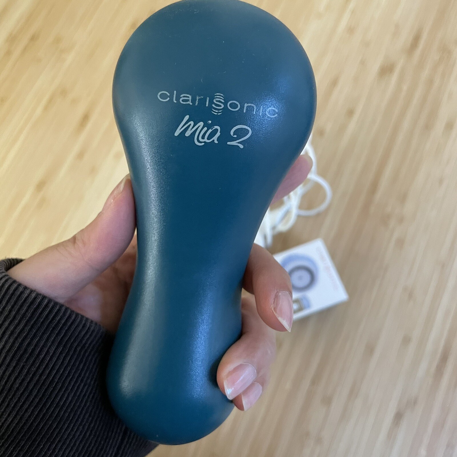Clarisonic Mia 2 Sonic Skin Cleansing System Teal With Charger & 2 Brush Heads