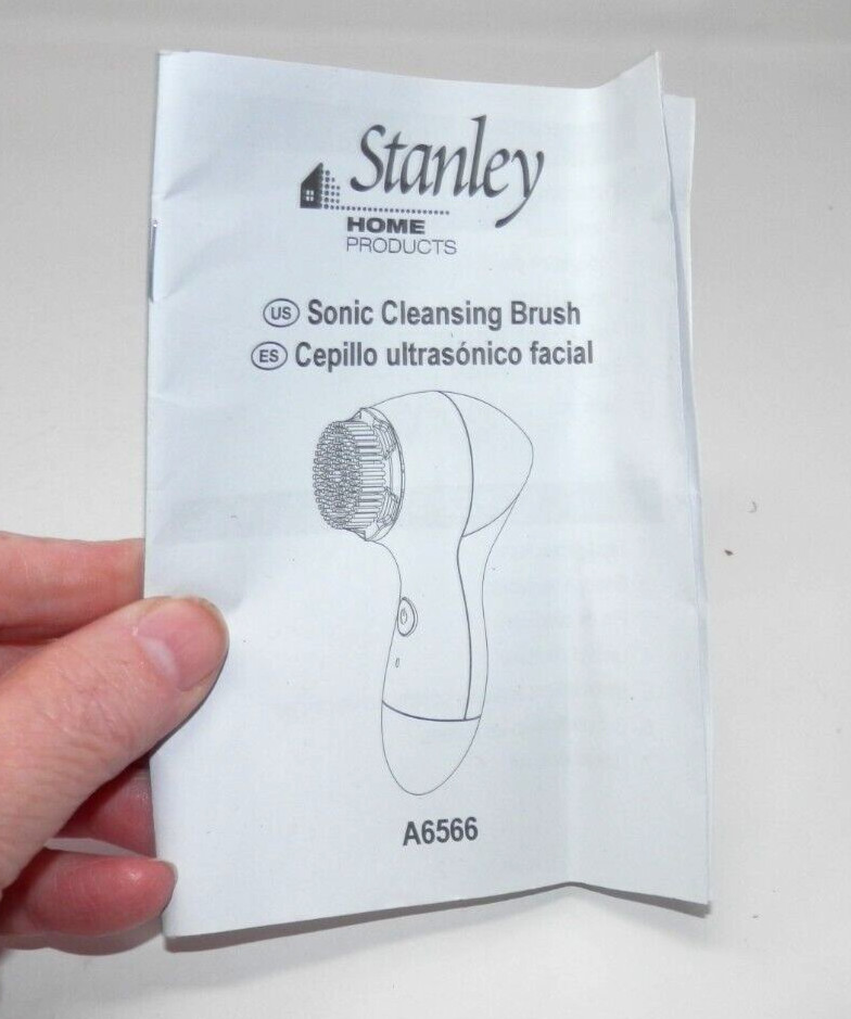 Stanley Essentials SONIC FACIAL CLEANSING BRUSH w/Refills Battery Power 2 Speed
