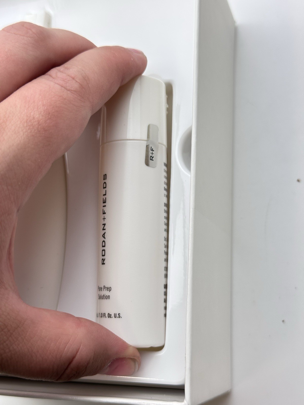 Rodan + Fields Pore Cleansing MD System with Charger, Solution, & Brand New Tips