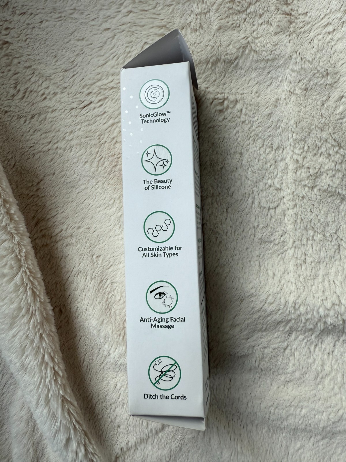 NEW $99 PMD Clean Smart Facial Cleansing Device in Blush (Open Box)