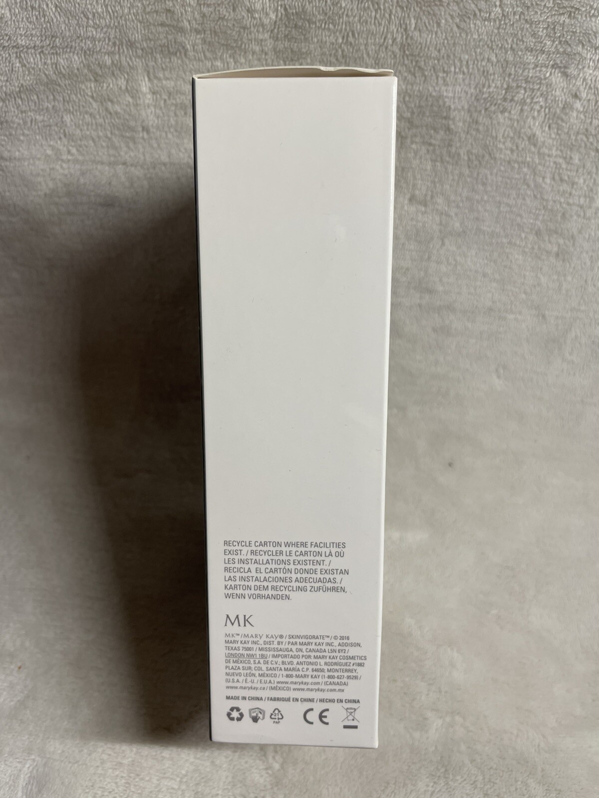 Mary Kay SKINVIGORATE Cleansing Brush with 2 Brush Heads and Batteries New