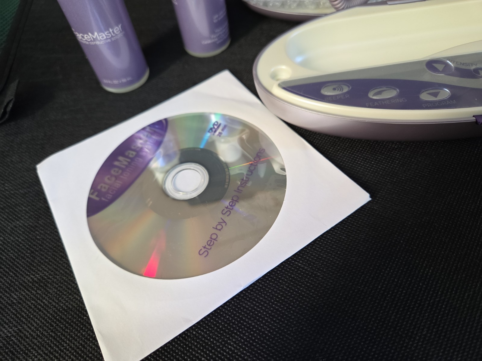 Suzanne Somers FaceMaster Beverely Hills Facial Toning System Anti-Aging/reed…