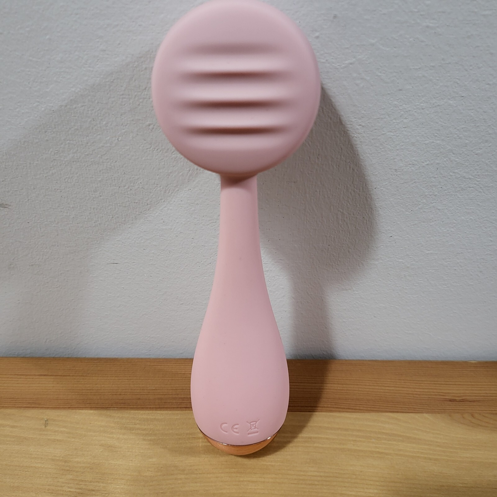PMD Beauty Clean Facial Cleansing Device Blush (4001-Blush) Preowned Tested
