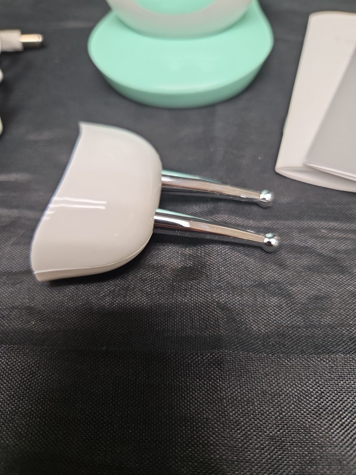 NuFACE Trinity Microcurrent Toning Device with ELE Lip + Eye Accessory