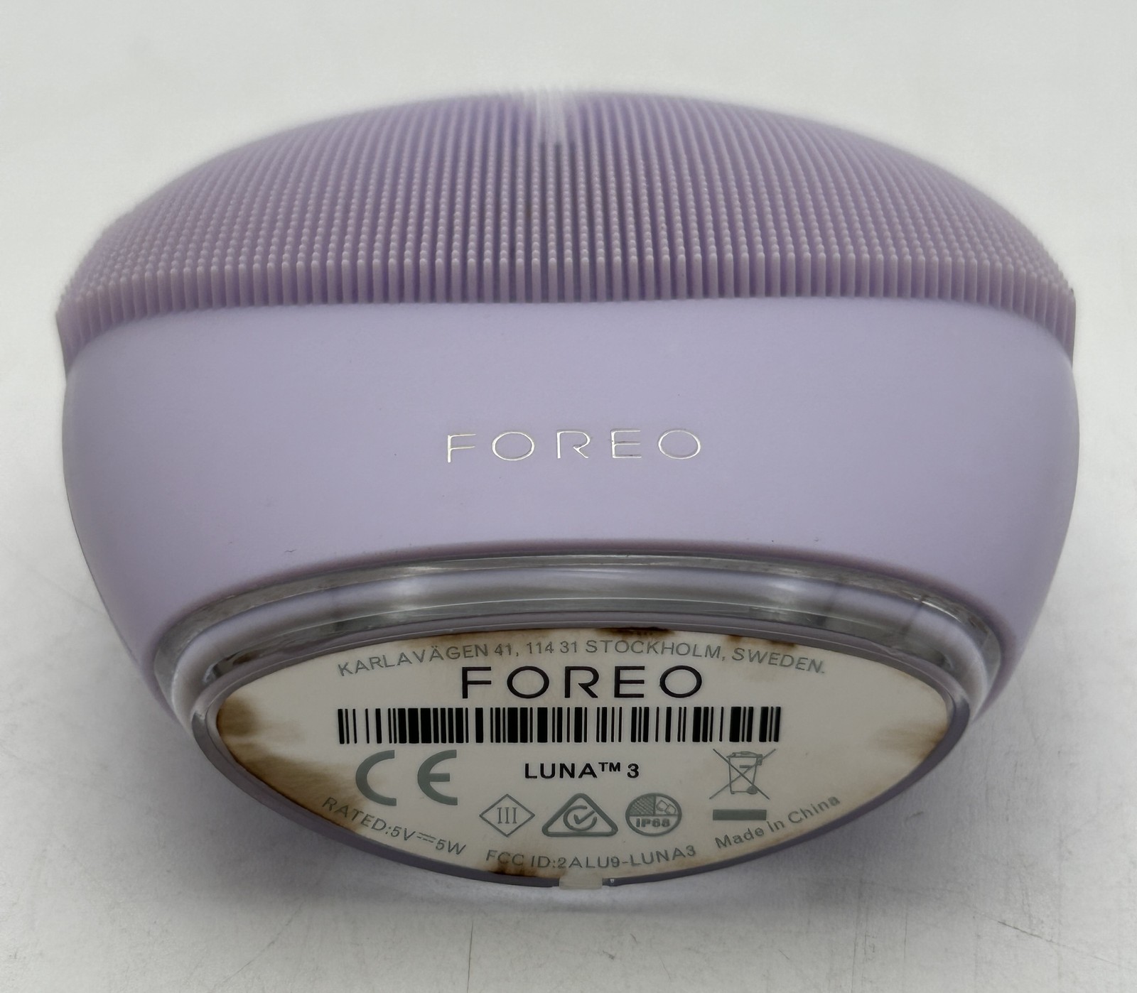 FOREO LUNA 4 Face Cleansing Brush Sensitive