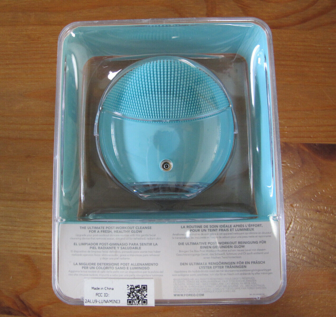 FOREO LUNA mini 3 Ultra-hygienic Facial Cleansing Brush All Skin Types