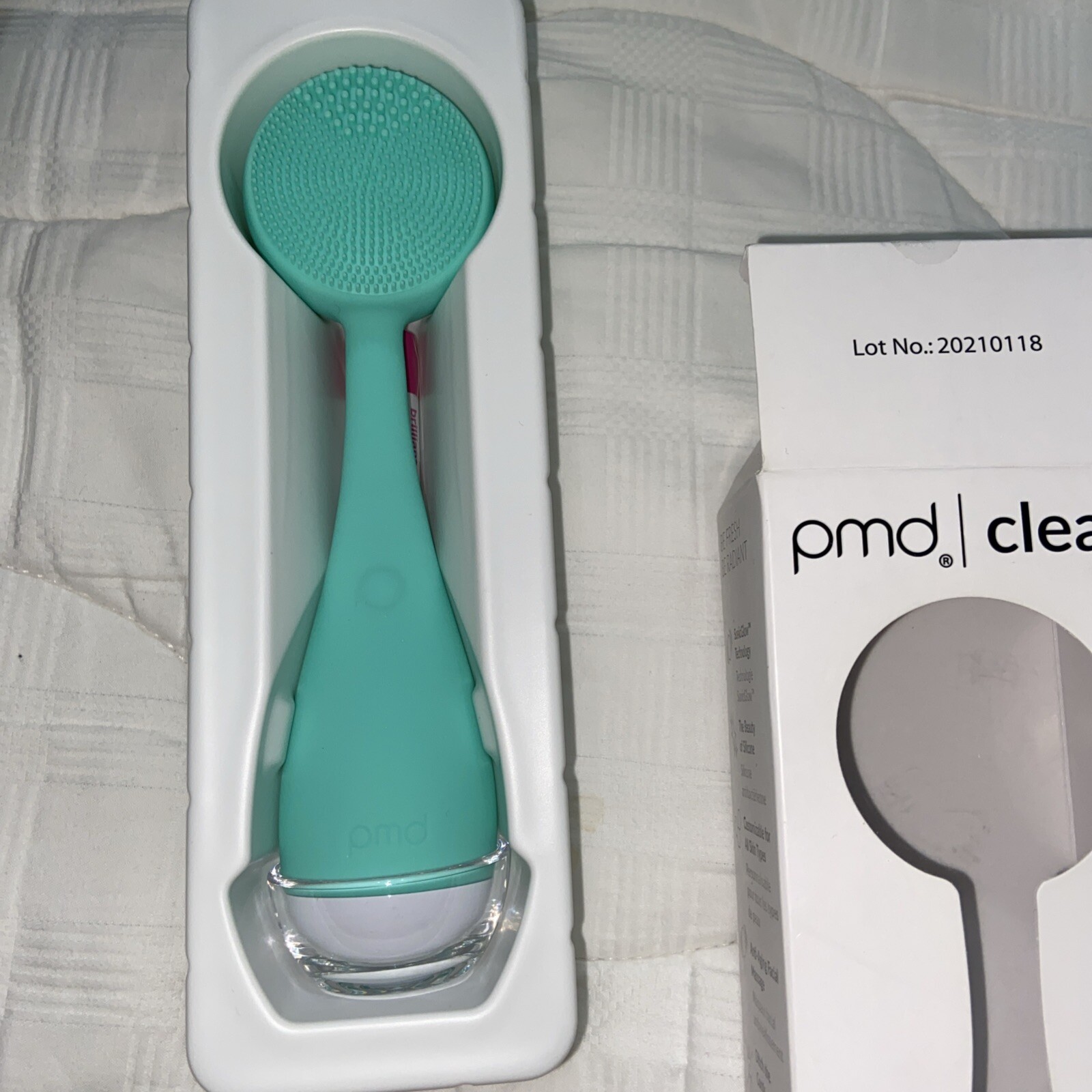 PMD Clean Smart Facial Cleansing Device Silicone Brush- Waterproof – Teal – BNIB