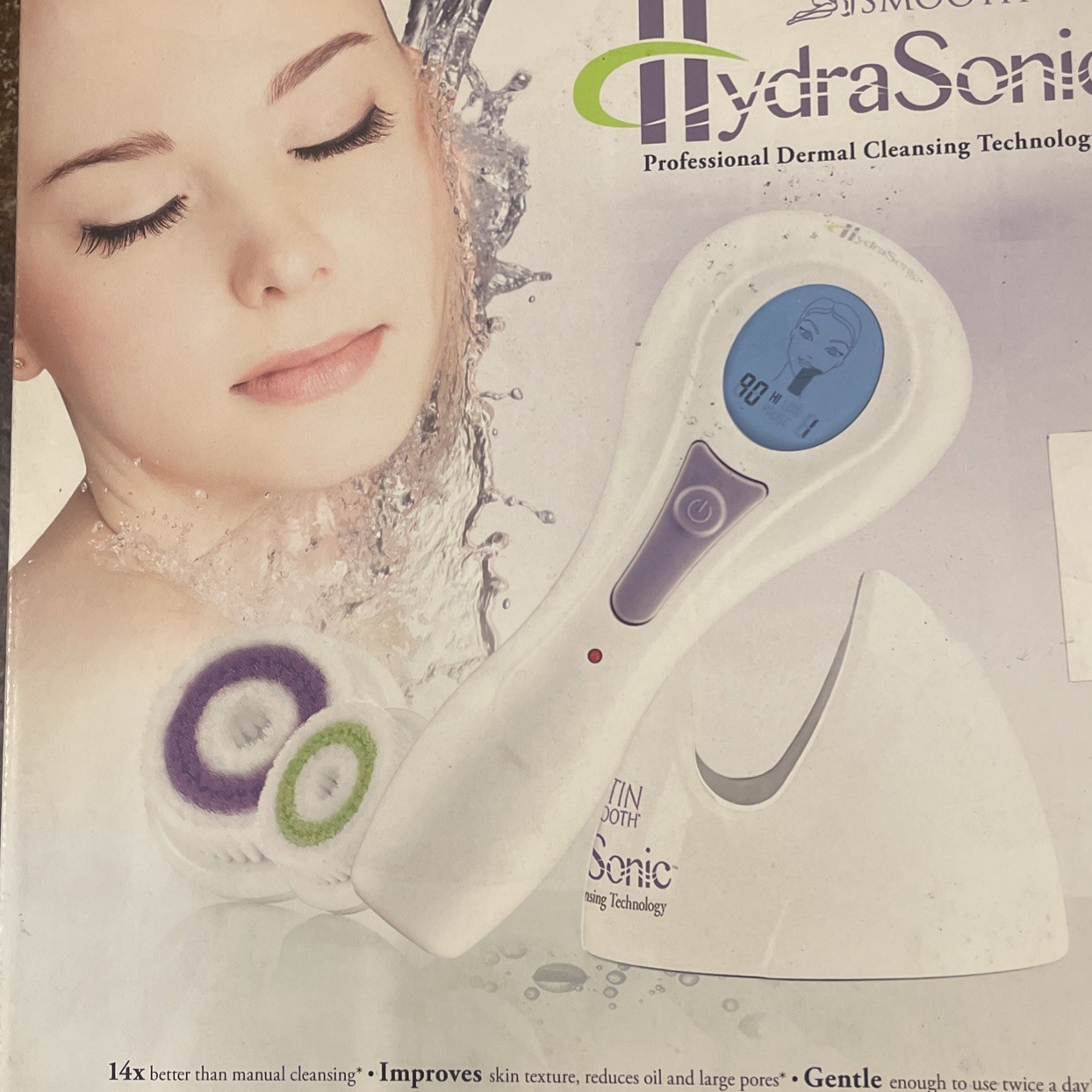 Satin Smooth HydraSonic Dermal Cleansing System with Brush Heads