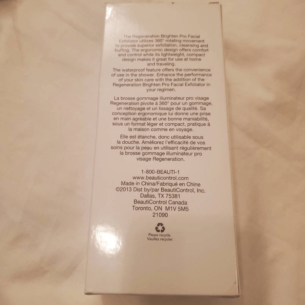 NEW Beauticontrol Regeneration Brighten Pro Facial Exfoliator with 2 Brush heads