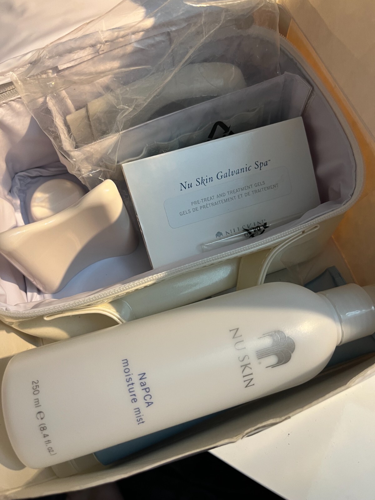 Nu Skin Galvanic Spa II System Facial Equipment Skincare White Open Box
