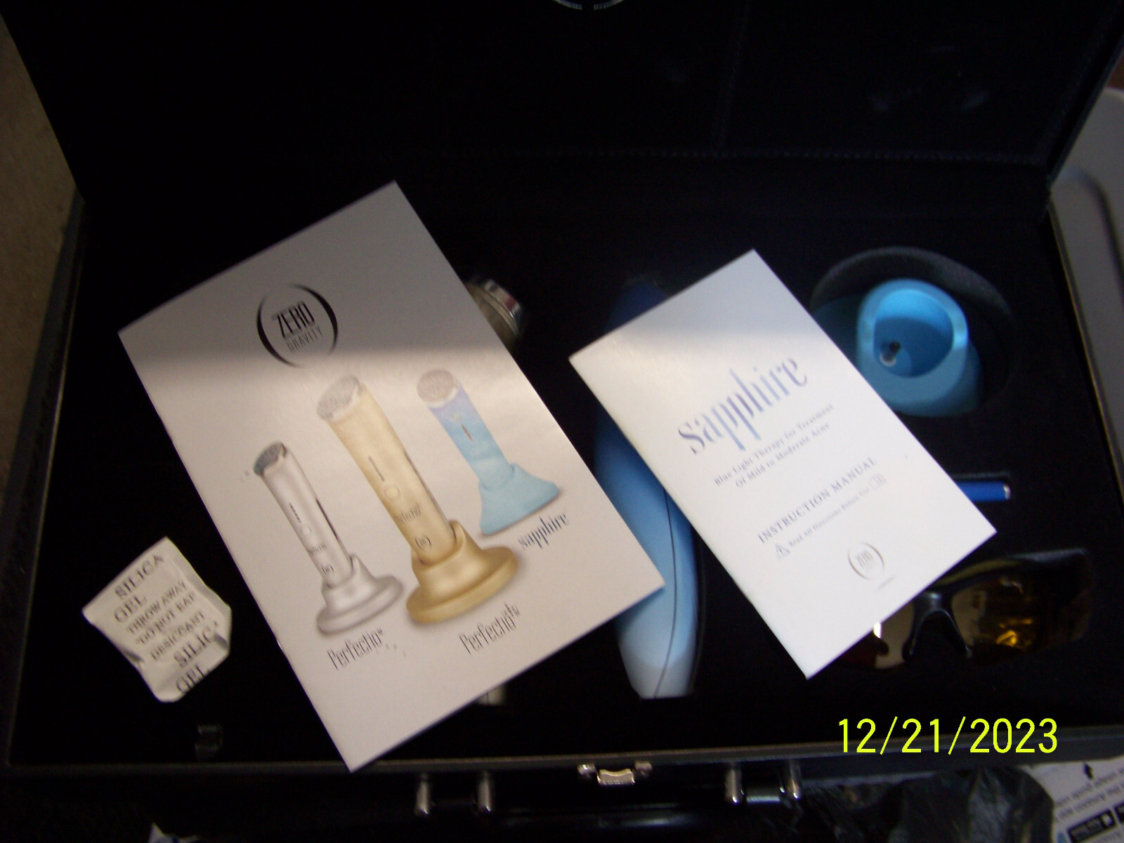 Zero Gravity Perfecto & Sapphire Led Anti Aging Facial Rejuvenation System