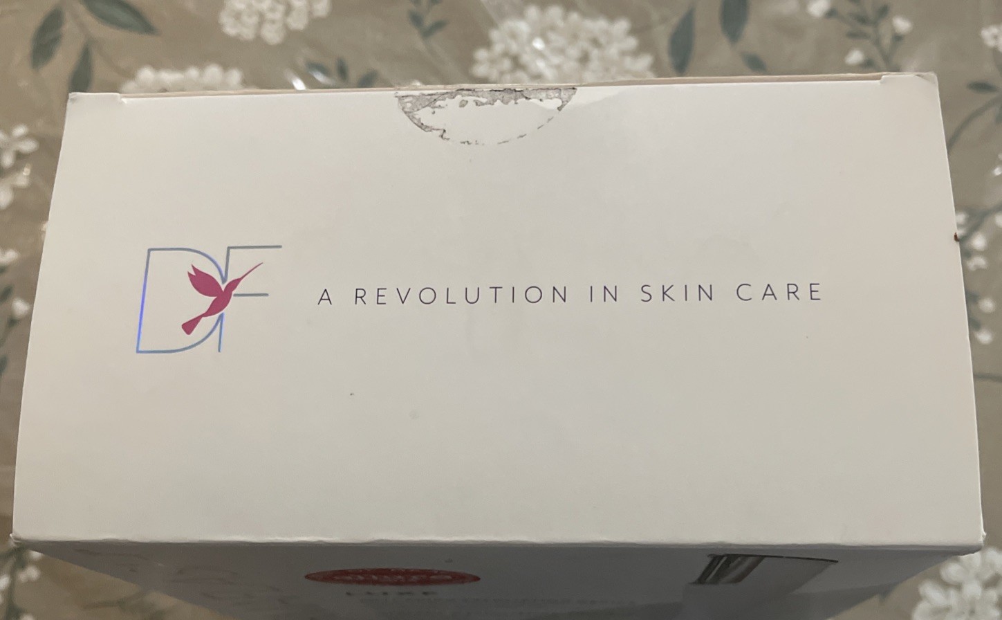 Dermaflash LUXE Anti-Aging Dermaplaning Exfoliation Device – Allure Winner