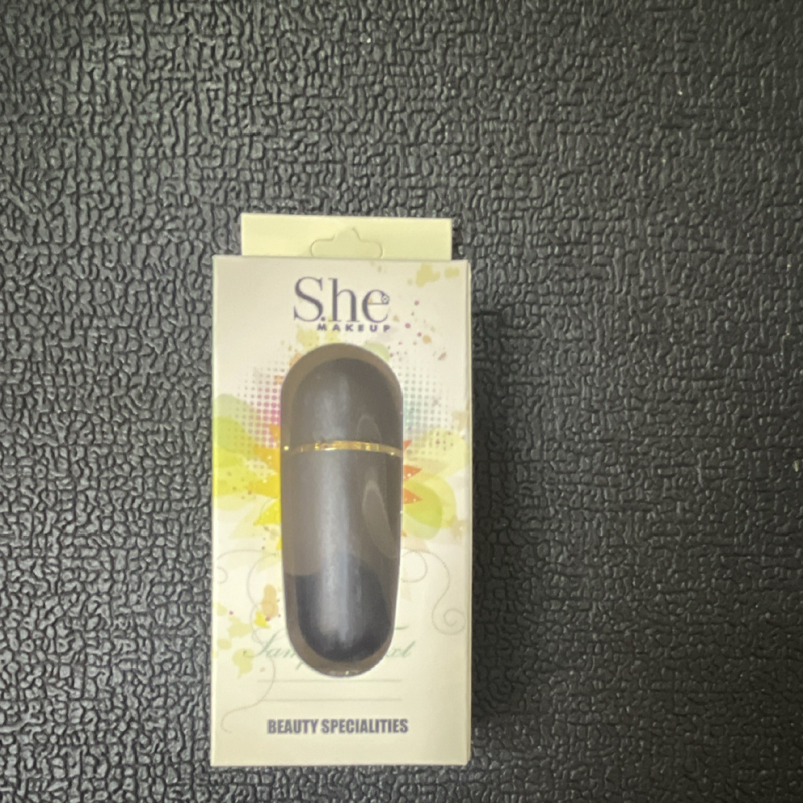 She Makeup Rolling Stone Facial Massager Black Mineral Oil-Control Anti-Shine