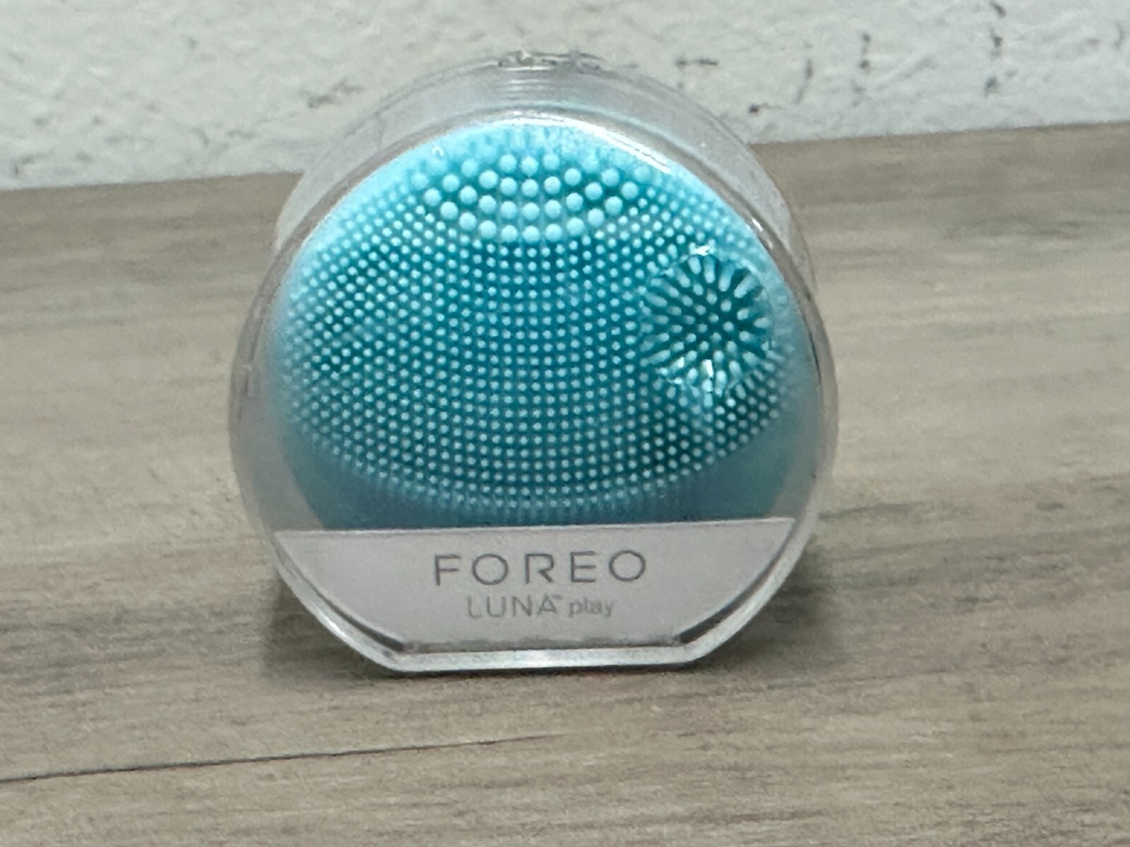 FOREO LUNA Play Silicone Electric Facial Brush – Mint – New