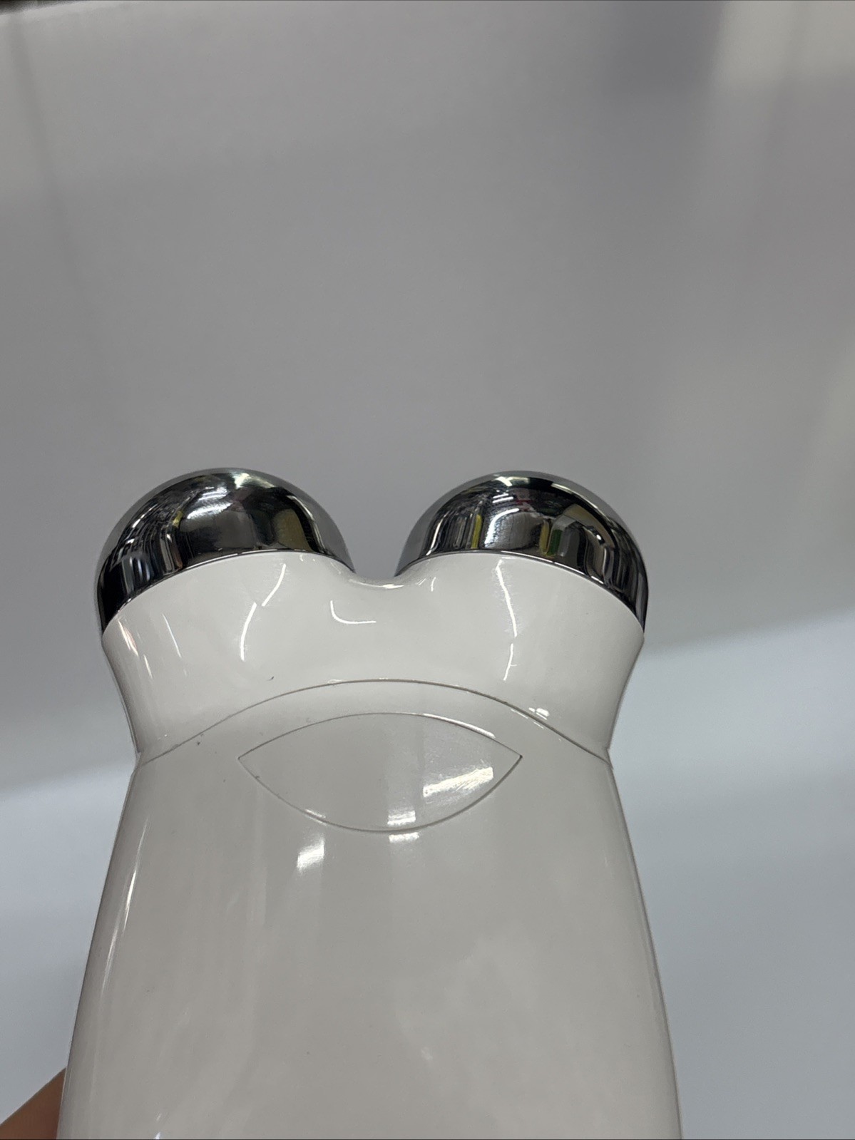 NuFACE Mini Facial Toning Device Microcurrent White Gray Open Box