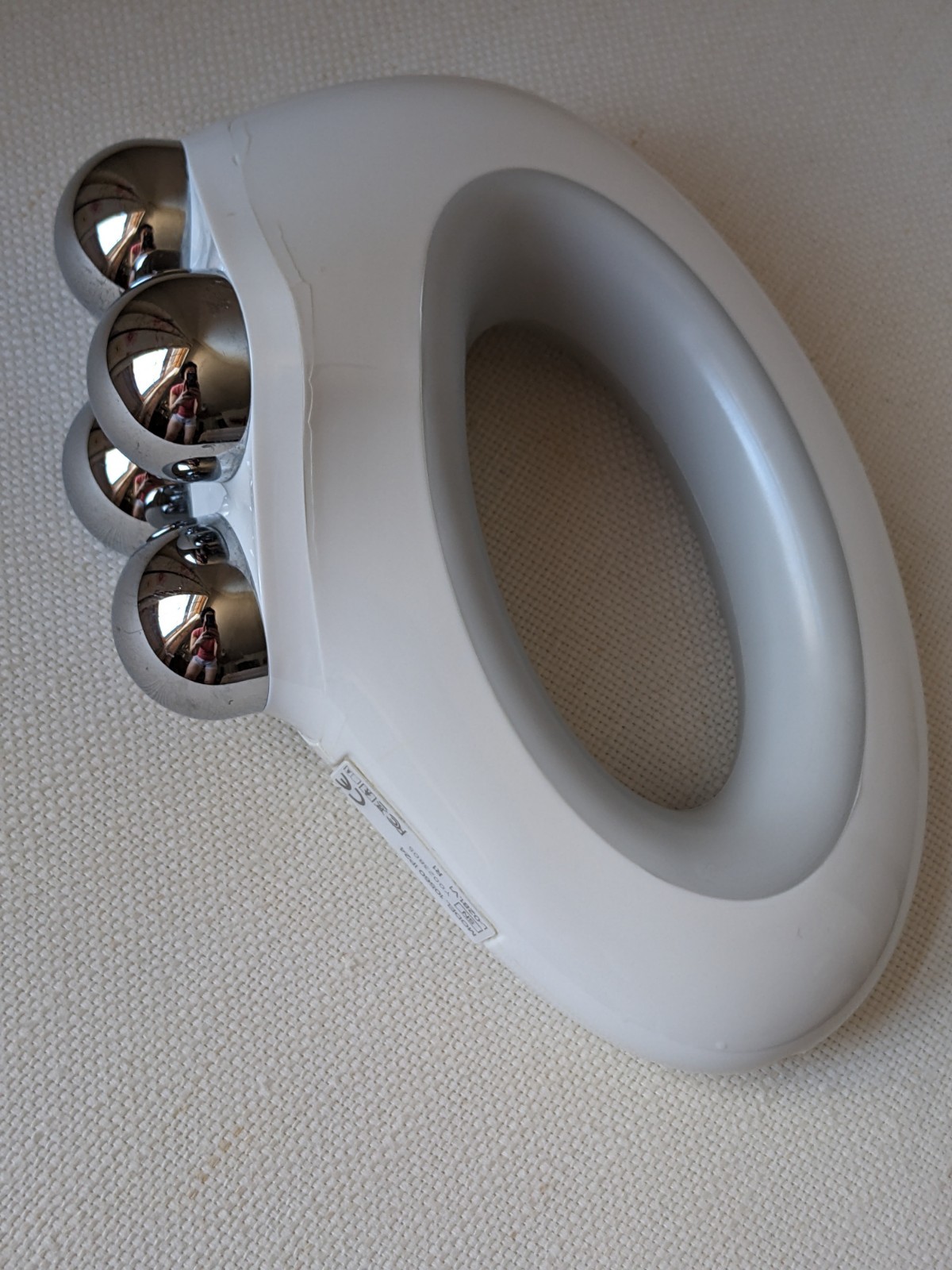 NUFACE NuBODY Microcurrent Body Toning Device + Charger. Excellent Condition.