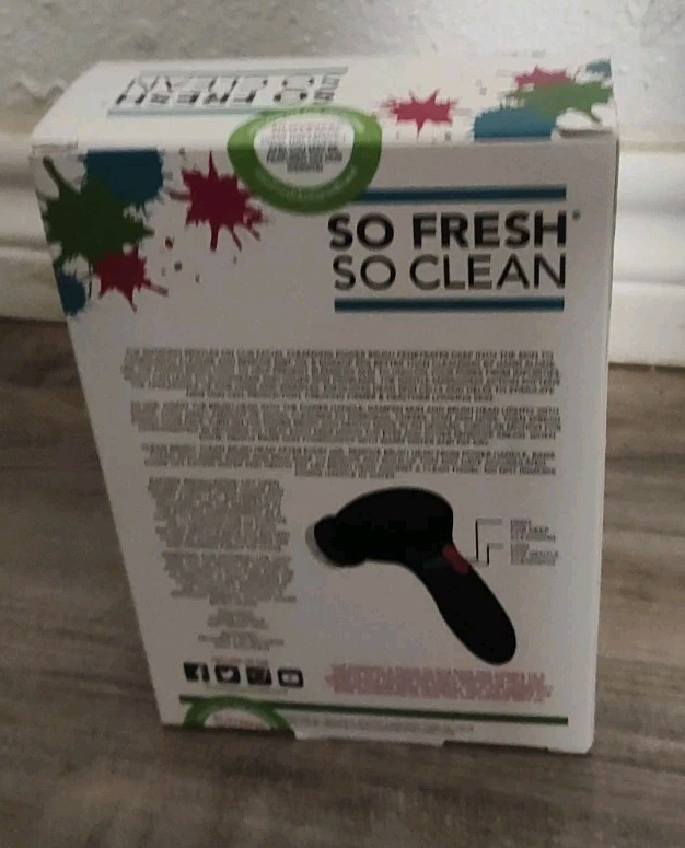 So Fresh So Clean Facial Cleaning Brush Deep Cleans Skin FREE SHIPPING New NIB