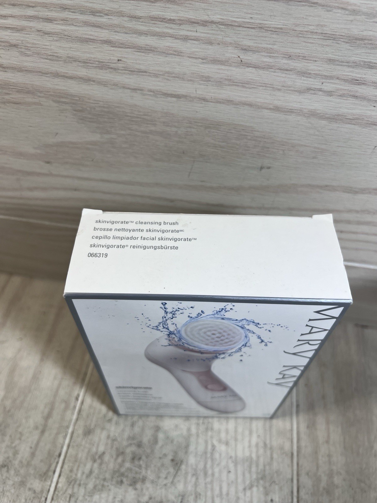 NEW Mary Kay Skinvigorate Face Cleansing Brush, Facial Skin Care System Set