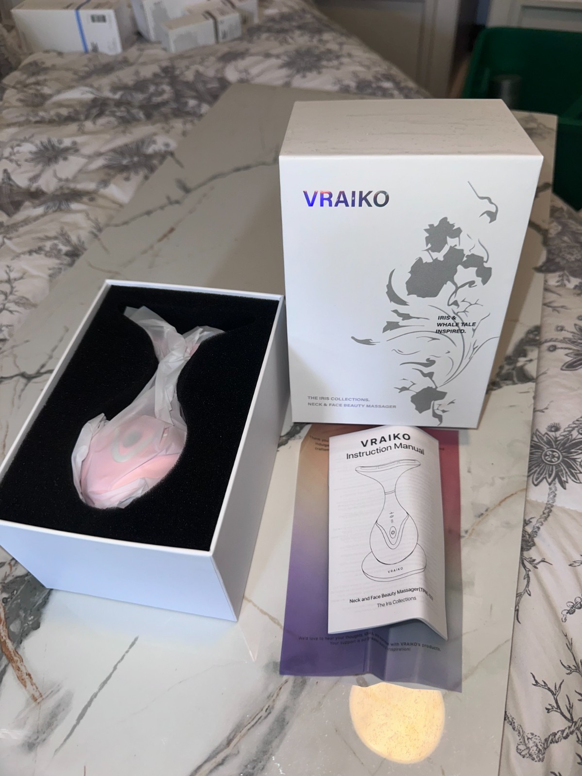 VRAIKO Neck & Face Beauty Massager Iris Collection Facial Skin Care Device New