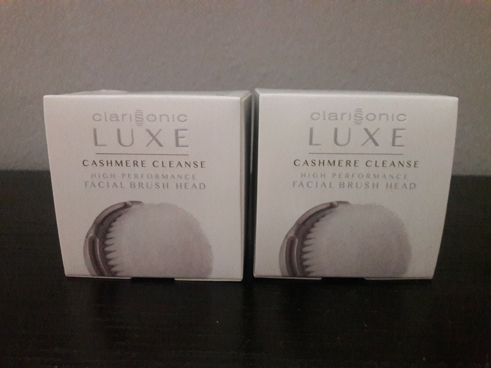 2pcs. Universal Clarisonic Luxe Cashmere Cleanse brush heads